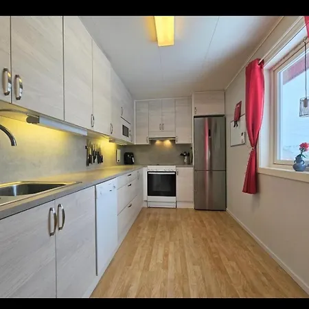 Casa de Férias Stort Hus Til Utleie Rasjok